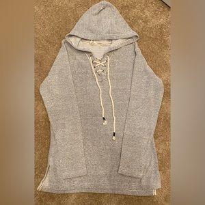 Southern Spirit Pullover 

Size M